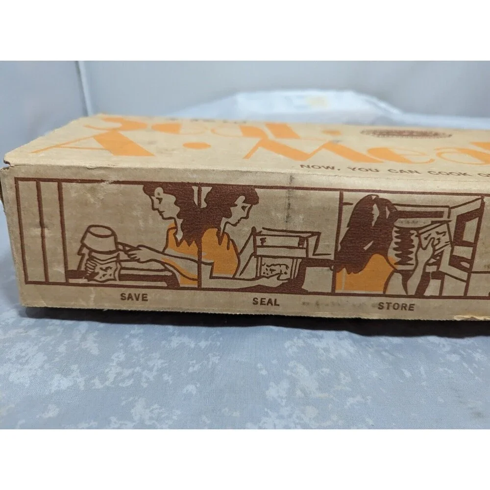 VINTAGE Original Dazey Seal-A-Meal Sealer Model 5000-A In Original Box